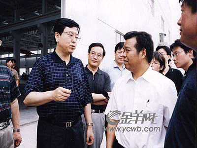 �� ��: 1272827 ������
��Ӱ����: ����
�ļ���:a070901.jpg����
�ļ���С:43K����
�� X ��:300 X 400����
˵��:a070901.jpg