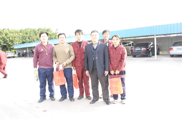 2011年元旦趣味运动会集锦-接力冠军